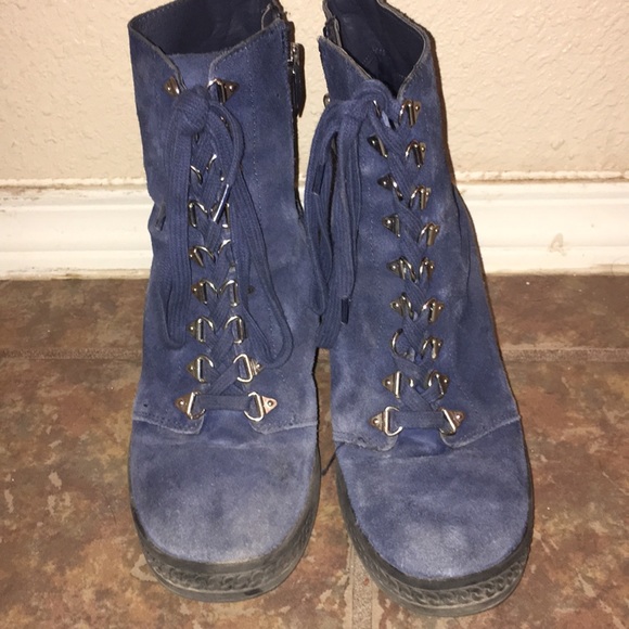 Navy blue fergie wedges - Picture 3 of 4